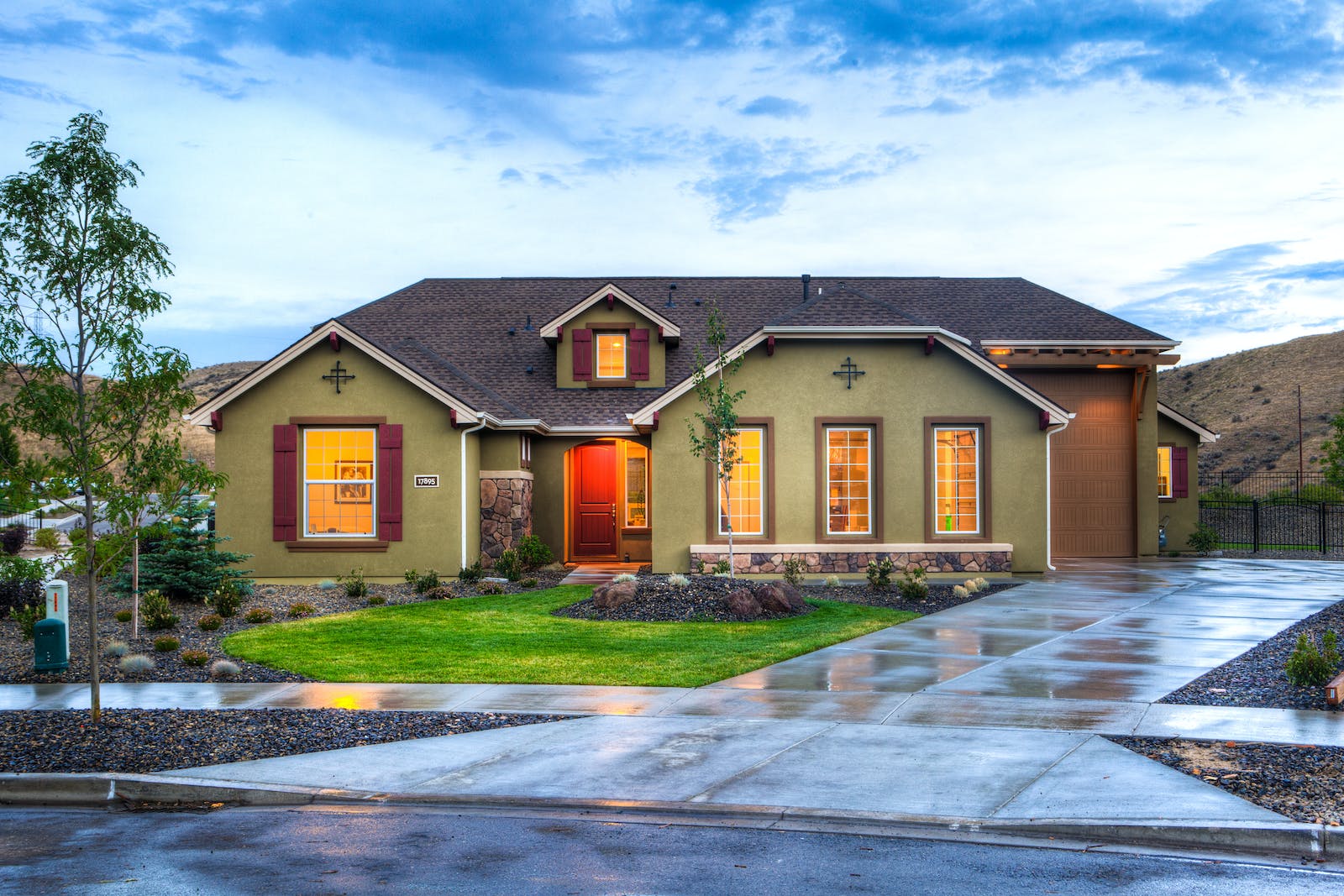 What Does it Cost to Repair a Roofing Roof?