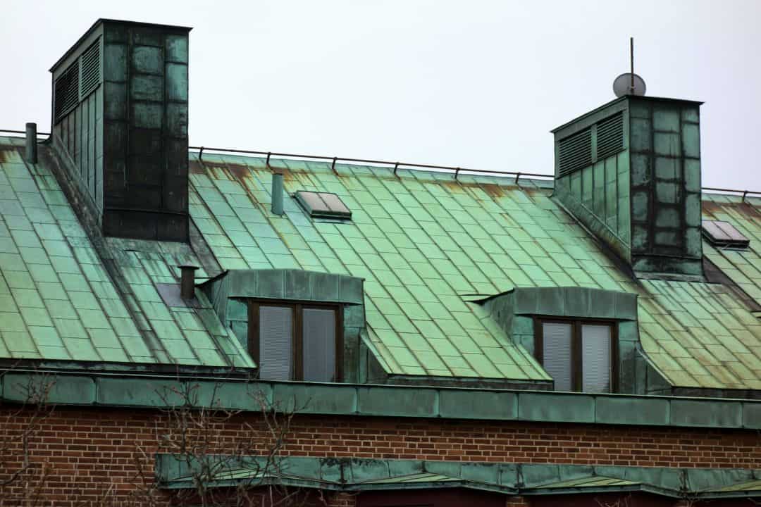 What Are The Qualities And Features Of An Ideal Roofing System?